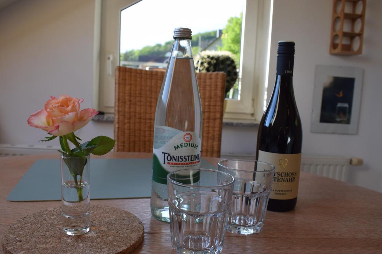 Ferienwohnung Ahrtalblick ジンツィッヒ エクステリア 写真